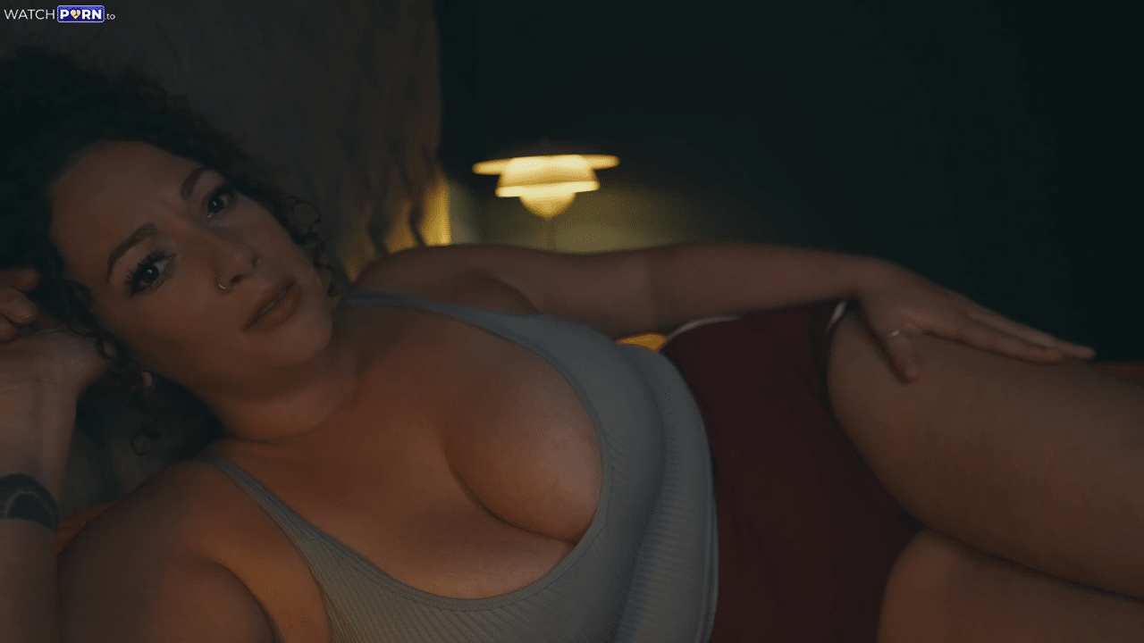 SashaCurves – Mommy’s Mistake