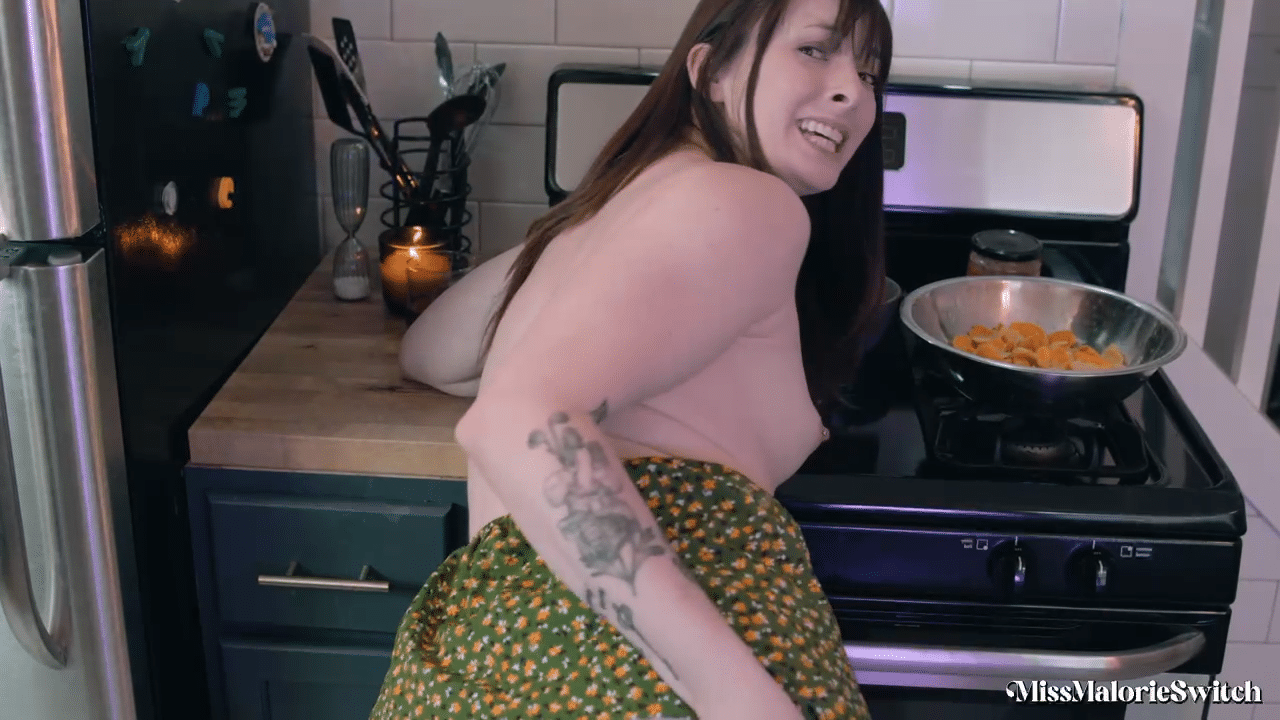 Miss Malorie Switch – Sneaky step-Daddy